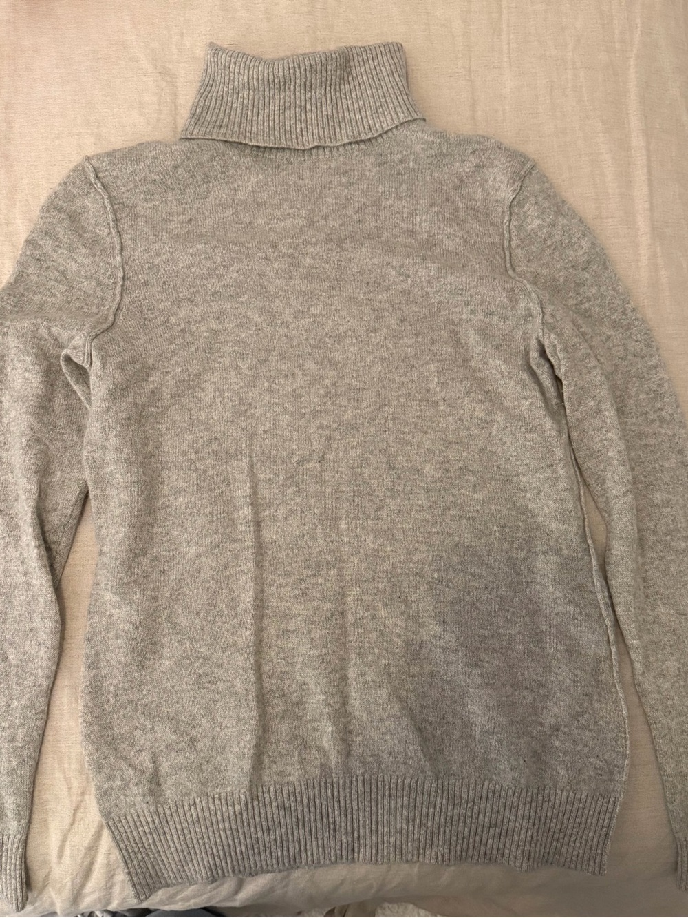 ANTONIO MELANI Heather Gray Ribbed Turtleneck Sweater